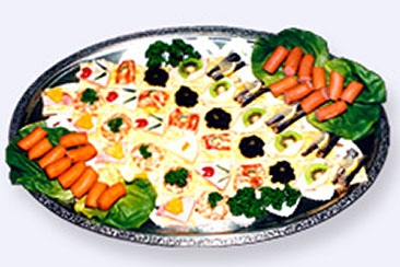 カナッペ盛り合わせ5人前　6,800円より（オイルサーディン・キャビア・カニサラダ・チーズ・エビマヨ・フルーツ・ウインナーなど）